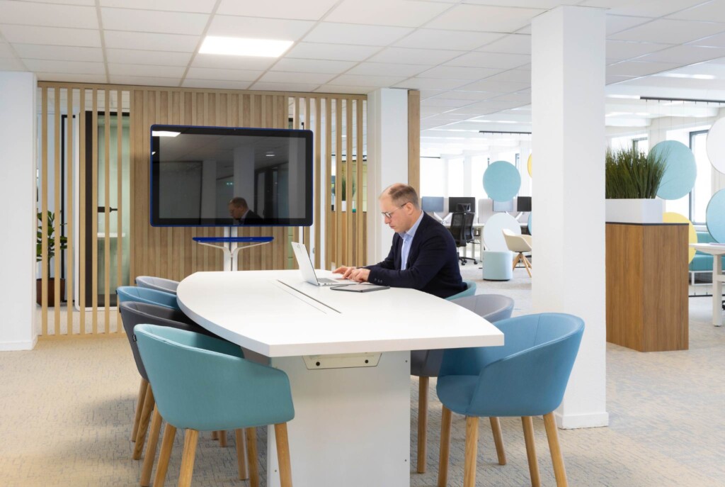 Espace de travail Niterra réalisé par Ronnsquare