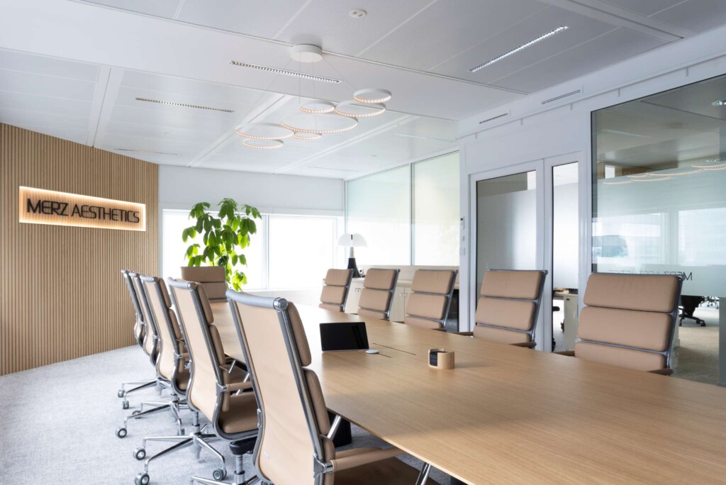 Espace de travail Merz Aesthetics signé Ronnsquare