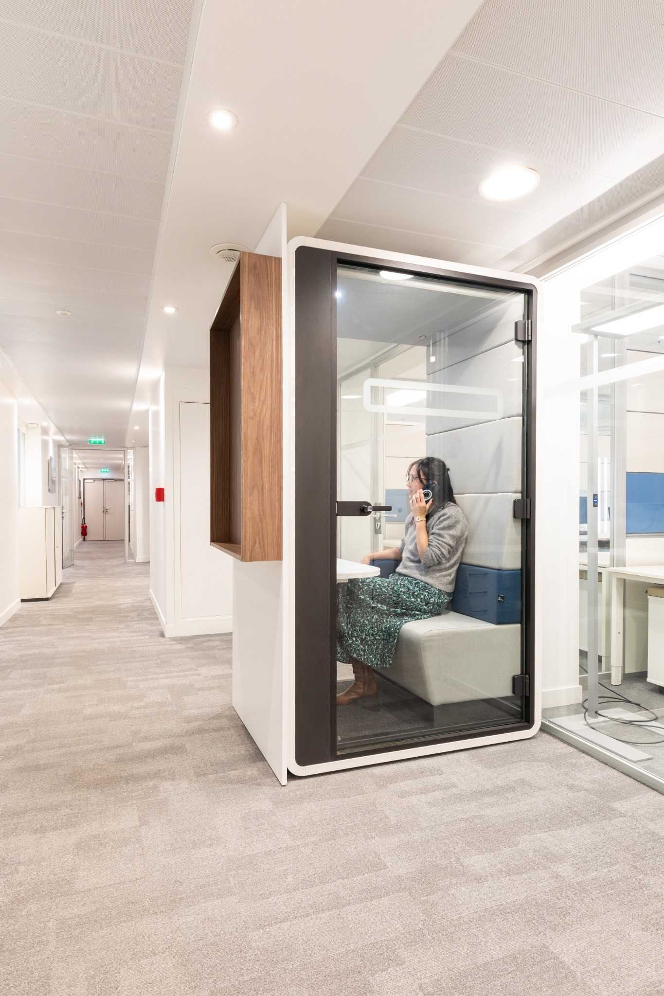 Espaces de travail Rödl & Partner aménagés par Ronnsquare